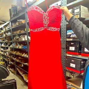 Red prom dress